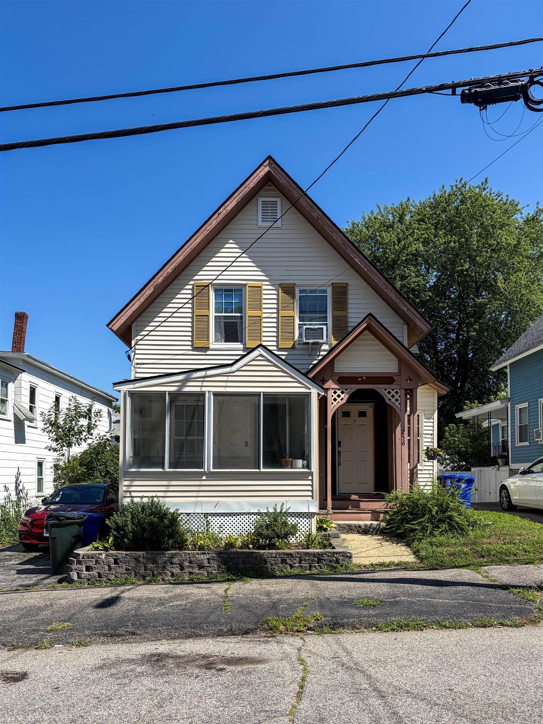 256 Lowell Street