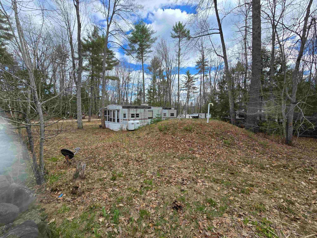 Photo of 748 Long Shores Drive, Barrington, NH 03825 (MLS # 5100282)