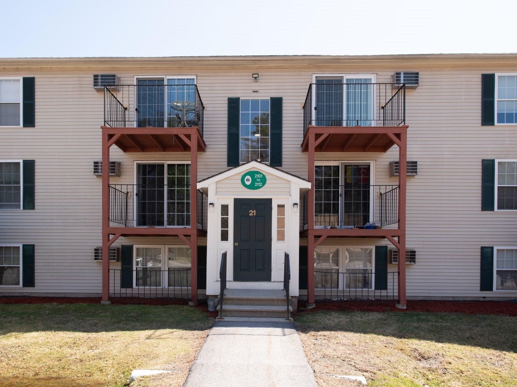 Photo of 2102 White Cedar Boulevard #2102, Portsmouth, NH 03801 (MLS # 5109382)