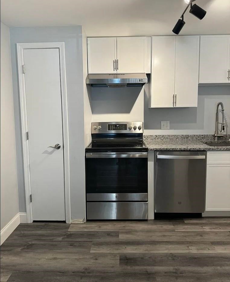 Photo of 2102 White Cedar Boulevard #2102, Portsmouth, NH 03801 (MLS # 5109382)