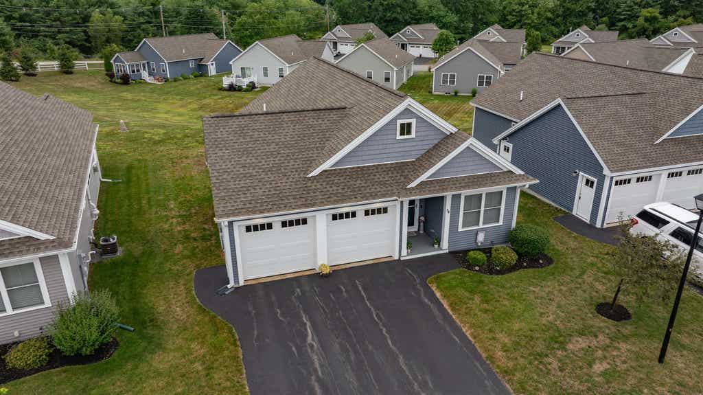 Photo of 14 Pasture Lane #32, Nashua, NH 03062 (MLS # 5102693)