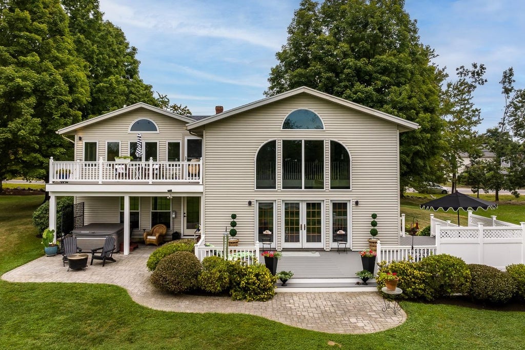 Photo of 78 Rollins Road, Rollinsford, NH 03869 (MLS # 5109394)