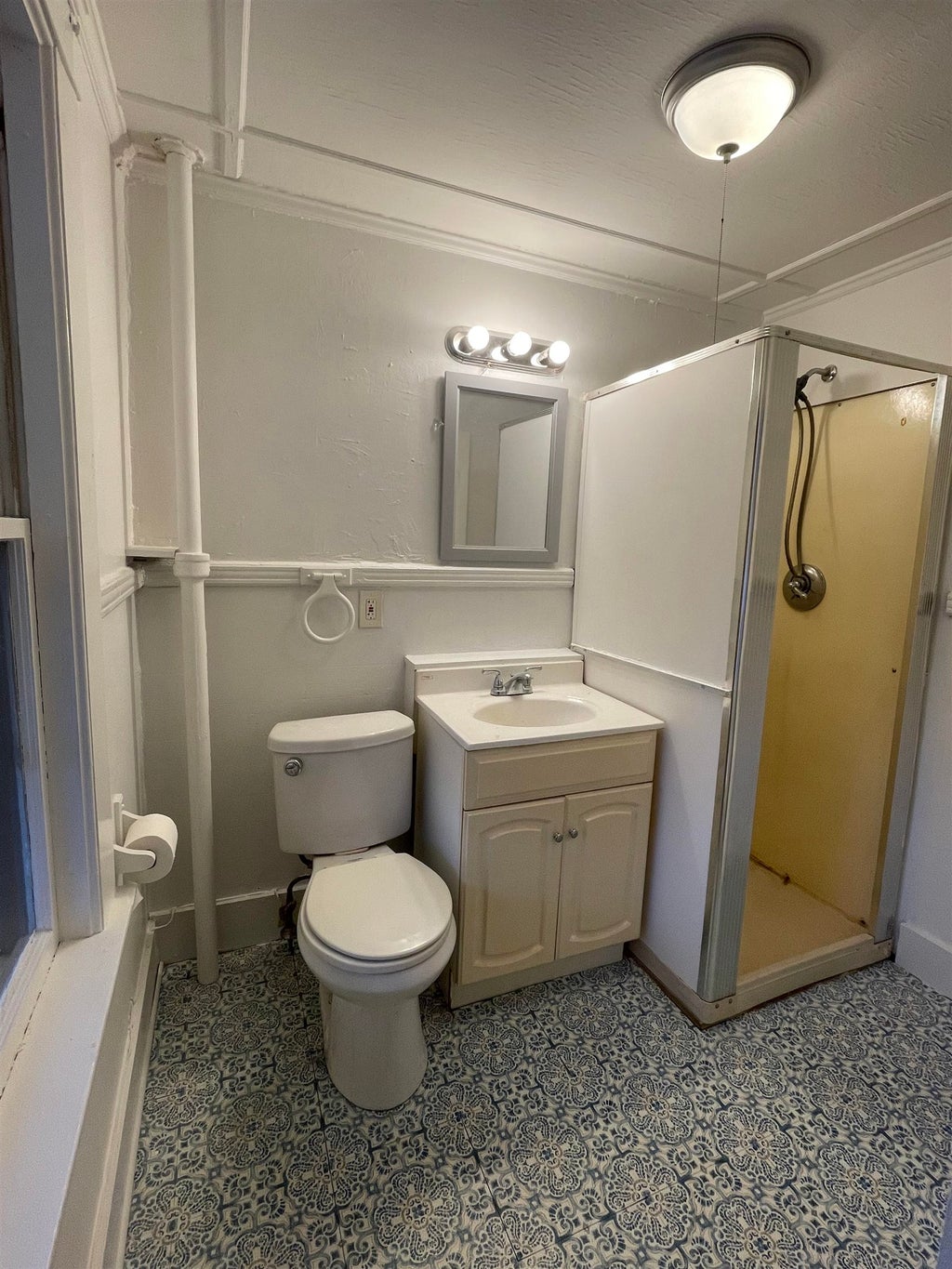 Photo of 93 Franklin Street #4, Franklin, NH 03235 (MLS # 5115825)
