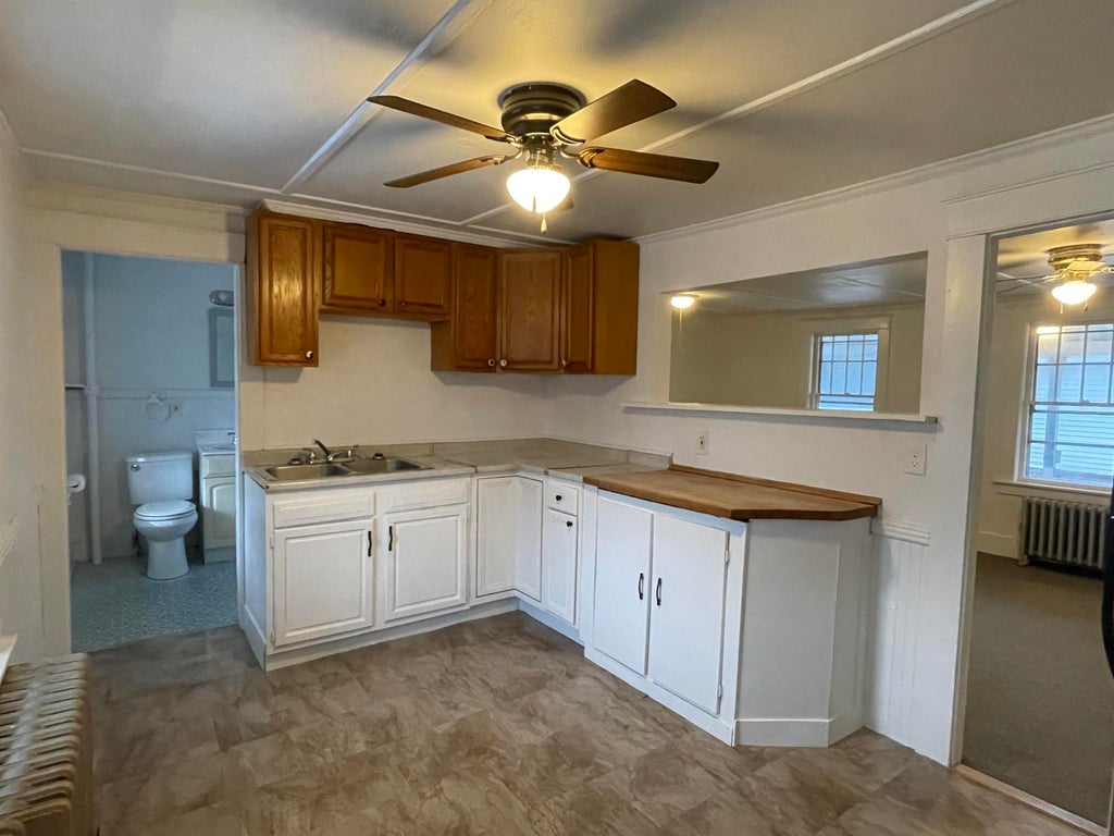 Photo of 93 Franklin Street #4, Franklin, NH 03235 (MLS # 5115825)