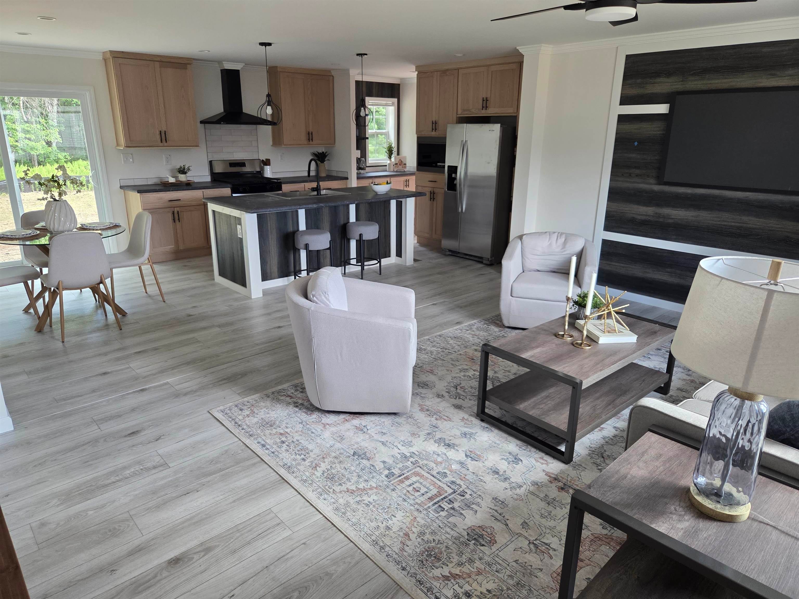4 Quartz Way