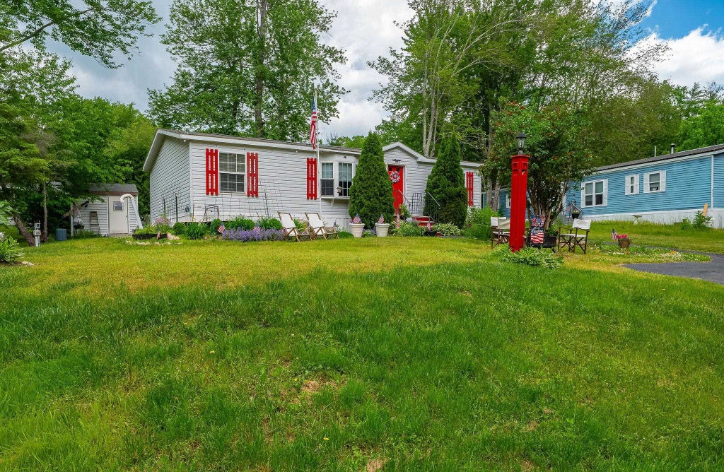 Photo of 446 Emerald Drive, Barrington, NH 03825 (MLS # 5093567)