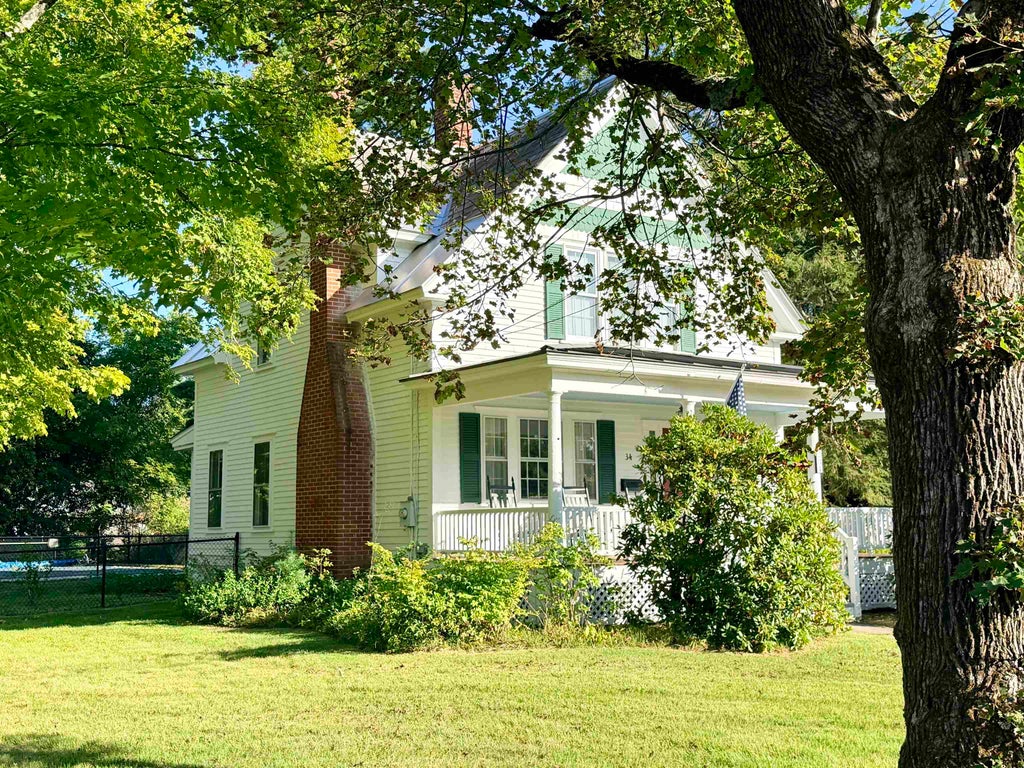Photo of 34 Edgewood Avenue, Keene, NH 03431 (MLS # 5110582)