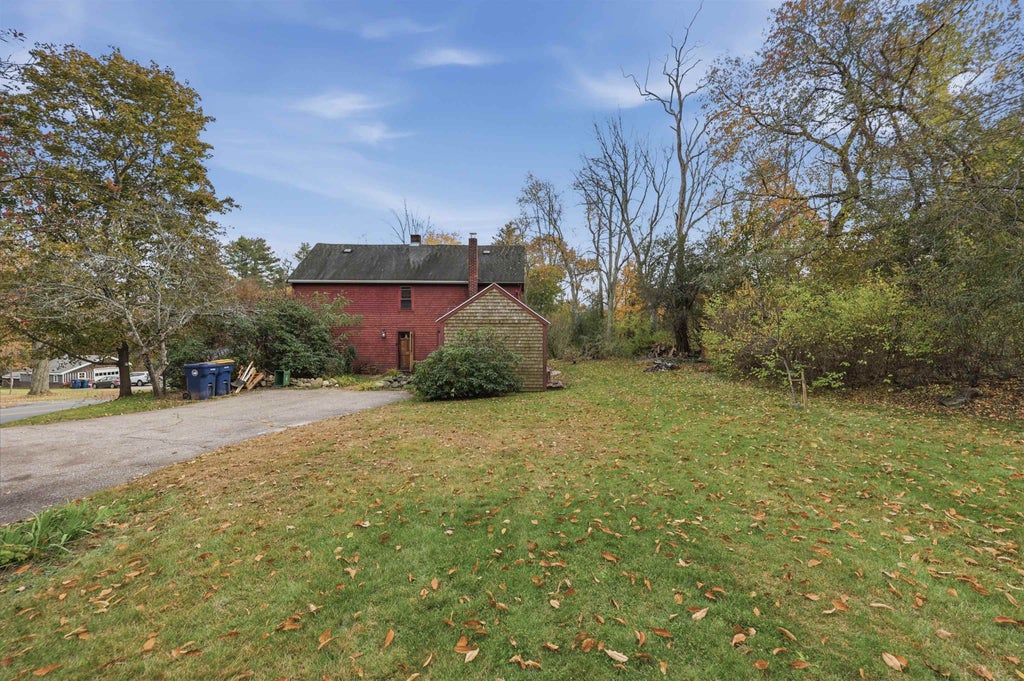 Photo of 62 Kingston Road, Plaistow, NH 03865 (MLS # 5116367)