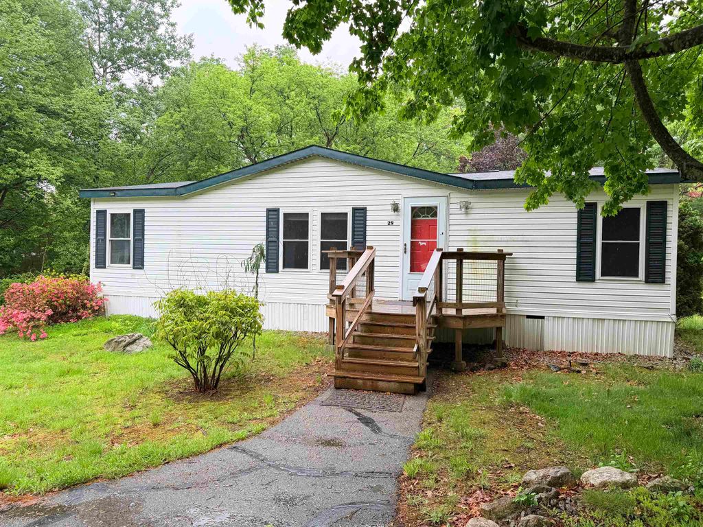 Photo of 97 Fordway Extension #29, Derry, NH 03038 (MLS # 5090817)