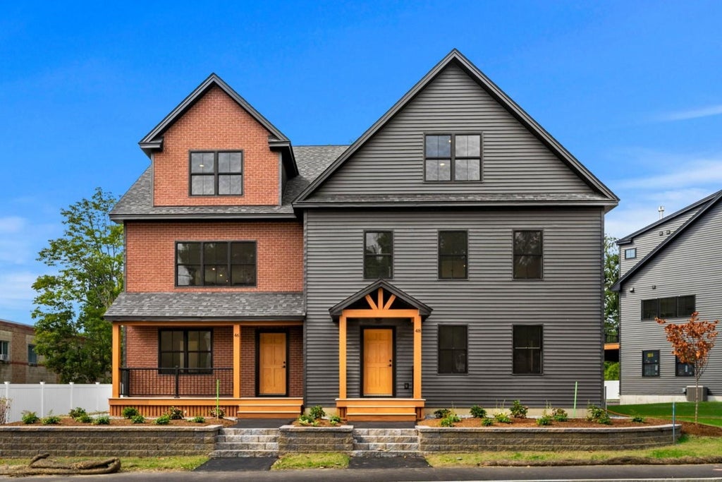 Photo of 46 Main Street, Exeter, NH 03833 (MLS # 5108736)