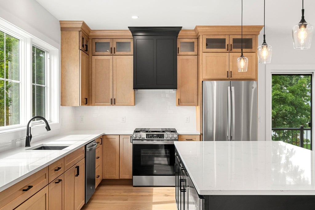 Photo of 46 Main Street, Exeter, NH 03833 (MLS # 5108736)