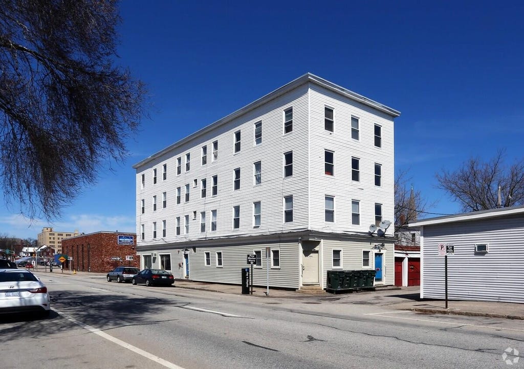Photo of 303 Pine Street, Manchester, NH 03103 (MLS # 5102100)