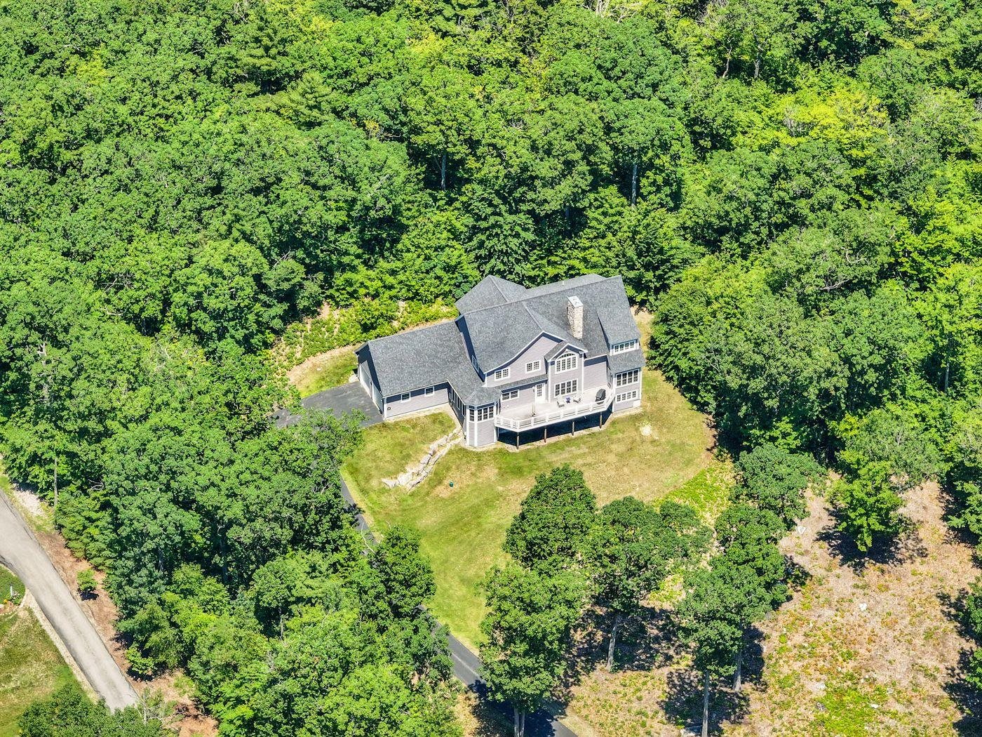 165 Ambrose Way