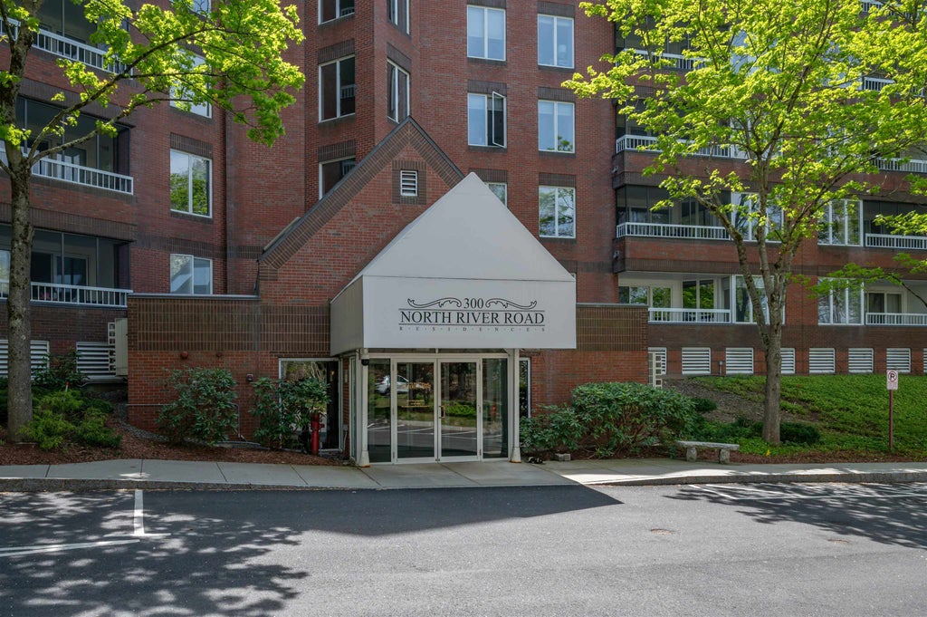 Photo of 300 River Road #501, Manchester, NH 03104 (MLS # 5082337)