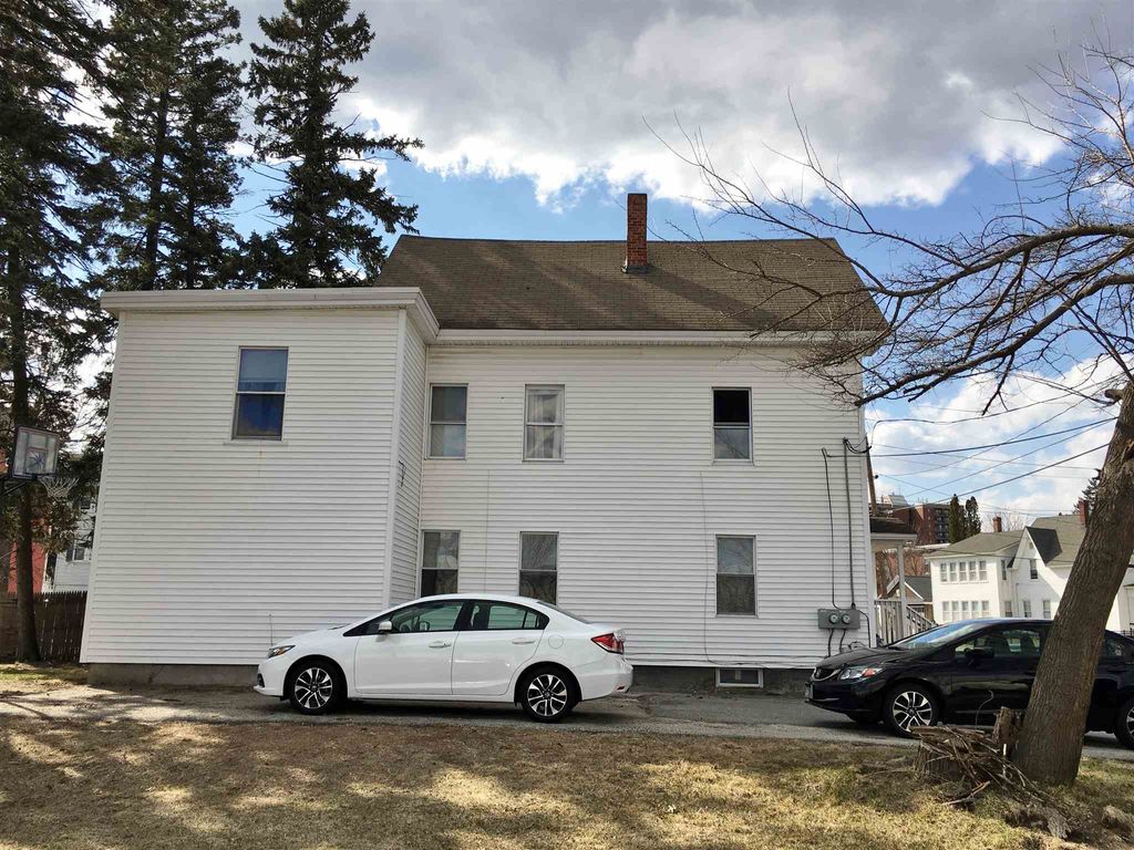 Photo of 22 Ferry Street #2, Manchester, NH 03103 (MLS # 5092249)