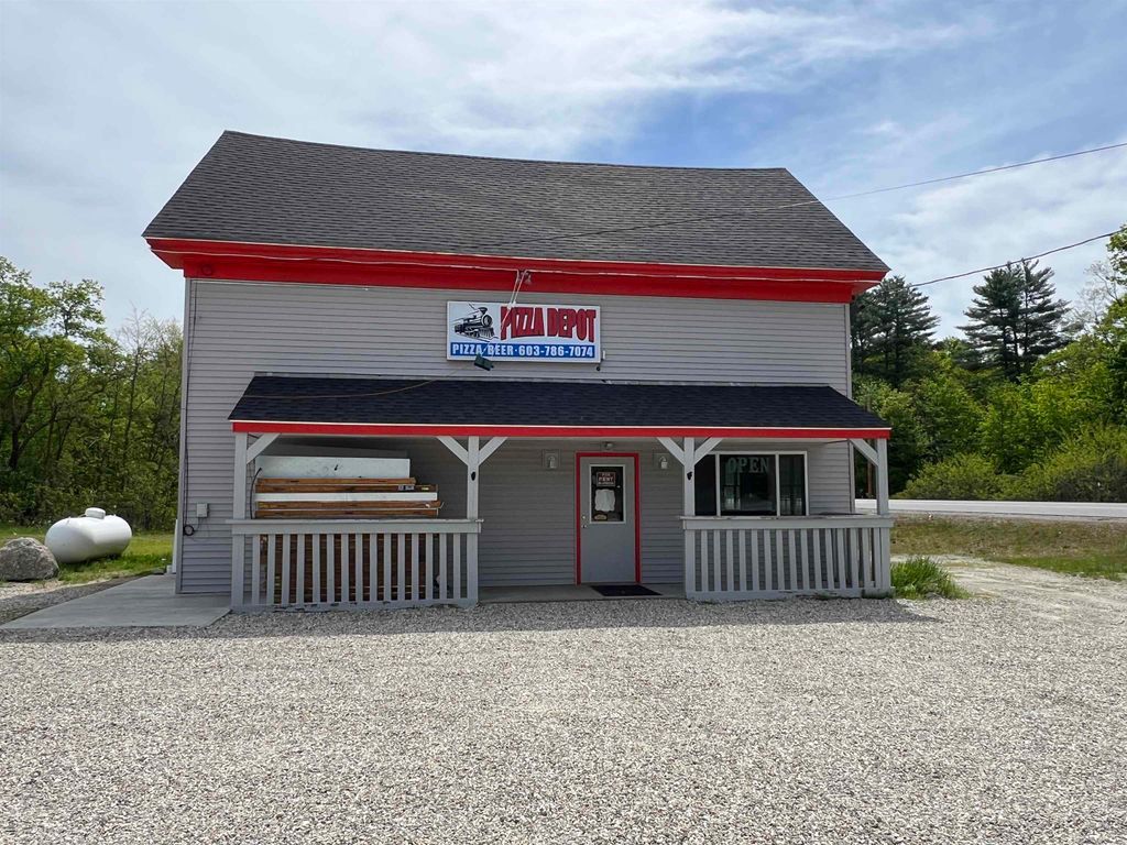 Photo of 2 SCHOOL Street, Rumney, NH 03266 (MLS # 5091489)