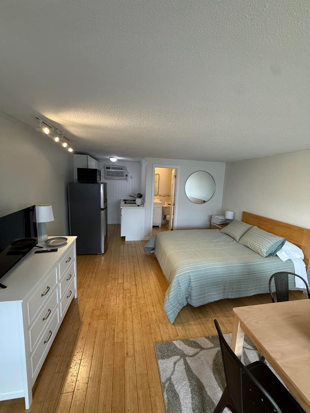 Photo of 20 Ocean Boulevard, Hampton, NH 03842 (MLS # 5103157)