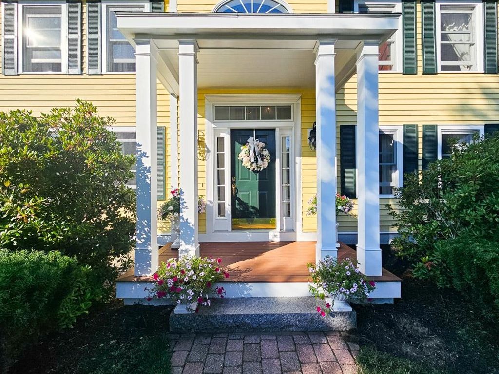 Photo of 28 Pheasant Run, East Kingston, NH 03827 (MLS # 5100870)