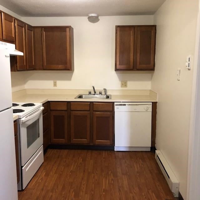 Photo of 11 Railroad Avenue #26, Derry, NH 03038 (MLS # 5112345)