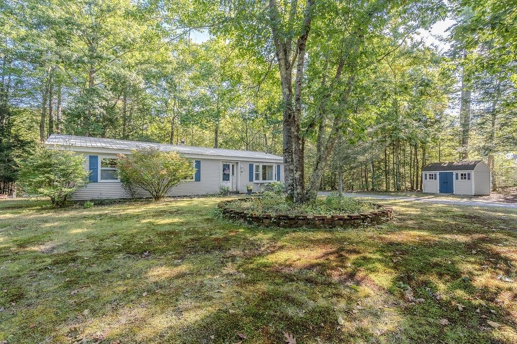 Photo of 34 Forest Brook Drive, Barrington, NH 03825 (MLS # 5111751)
