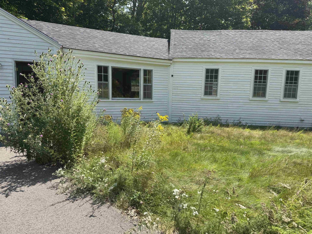 Photo of 193 New Durham Road, Alton, NH 03809 (MLS # 5094191)