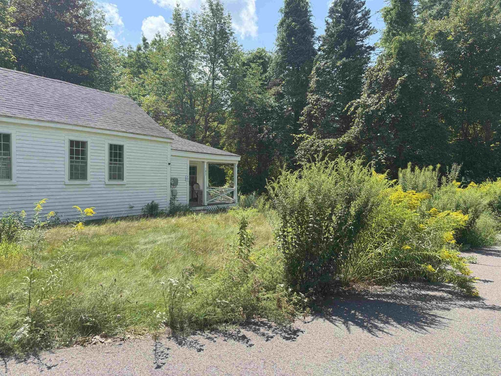 Photo of 193 New Durham Road, Alton, NH 03809 (MLS # 5094191)