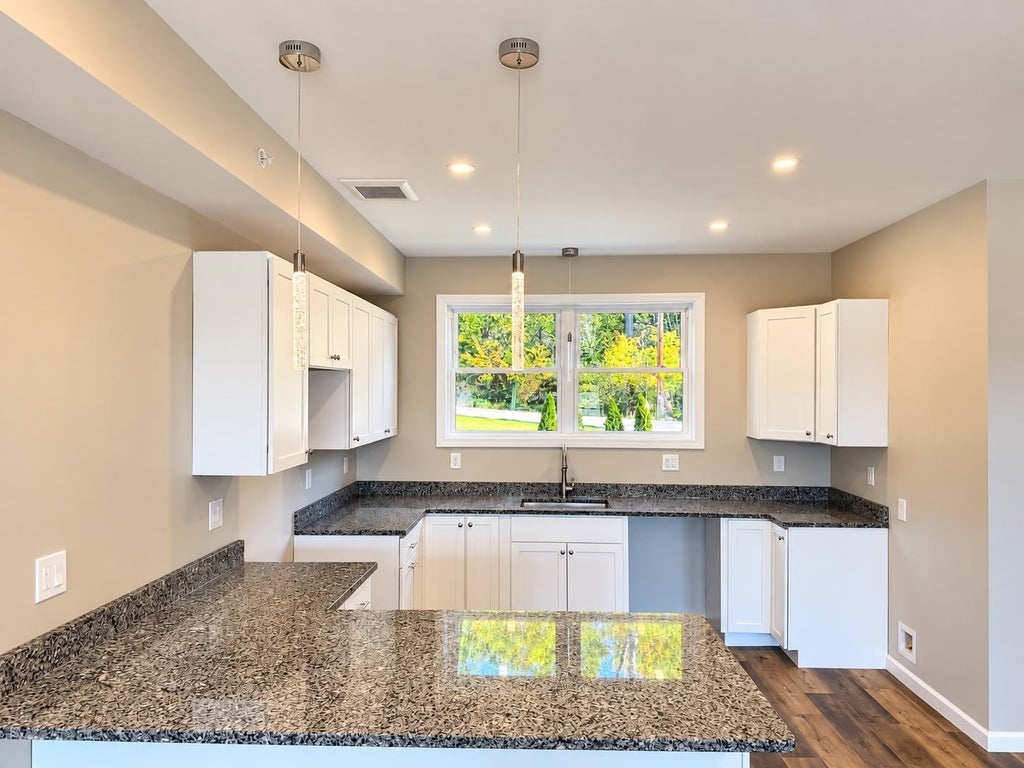 Photo of 12 Cobblestone Court #Unit 5, Laconia, NH 03246 (MLS # 5112817)