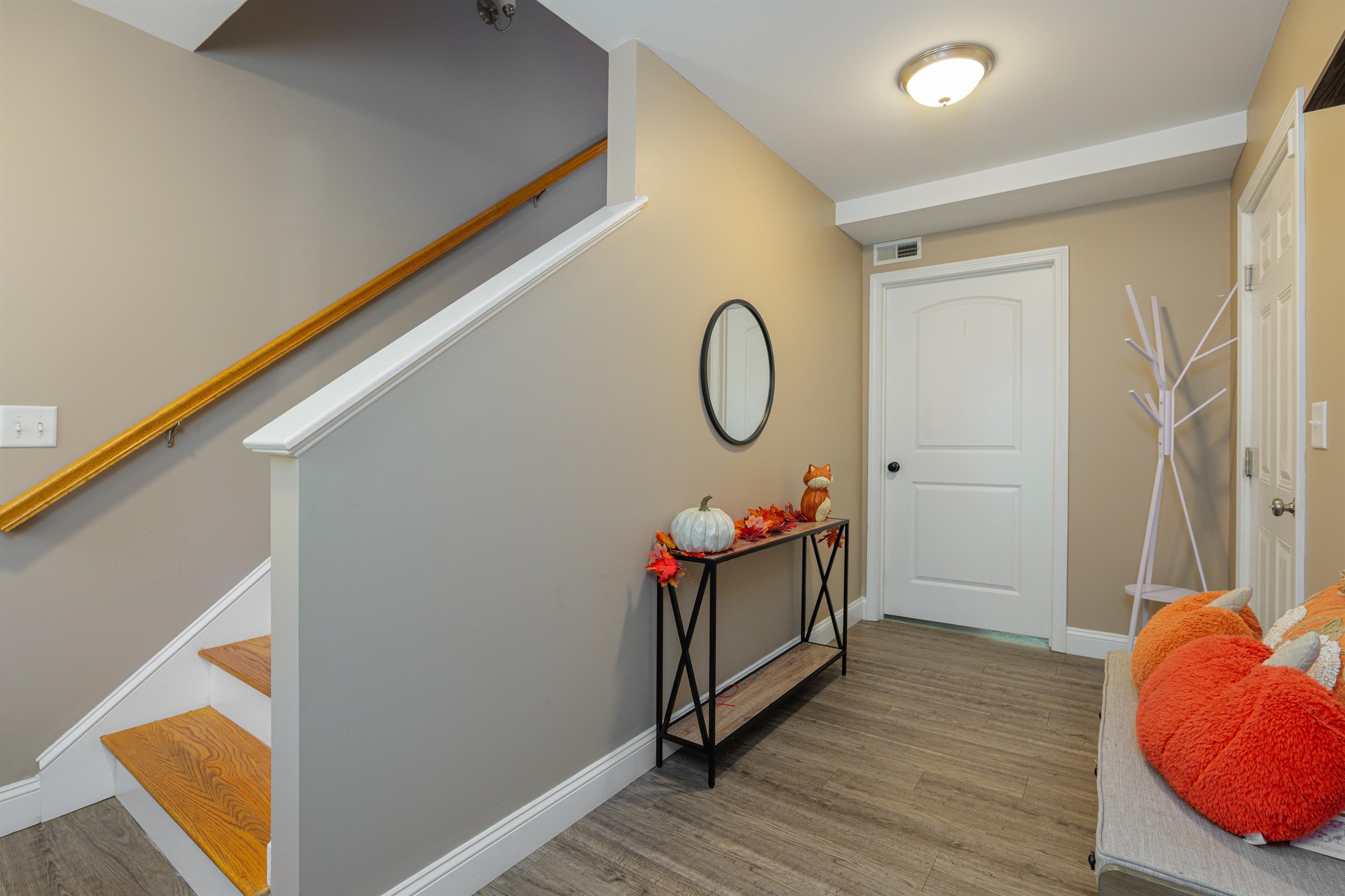 11A Central Street A