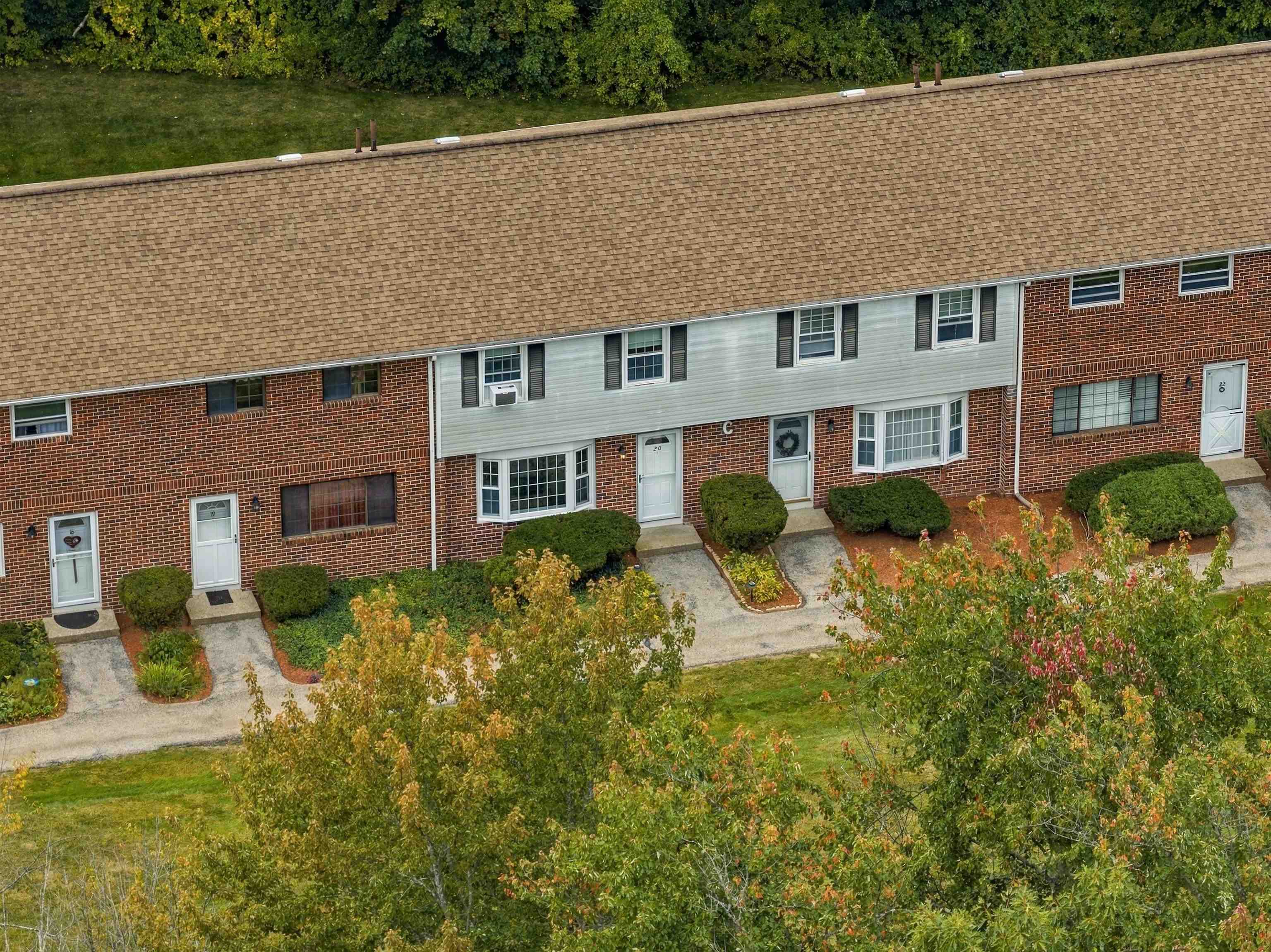 20 Oakridge Drive