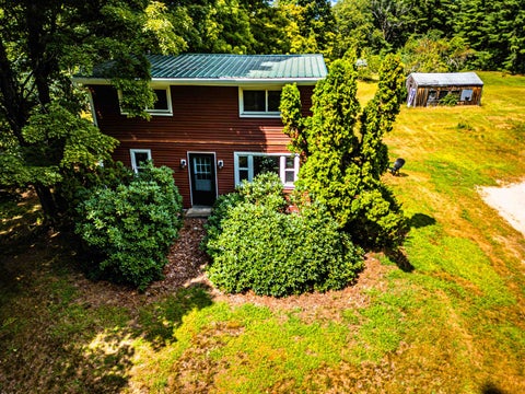 Photo of 109 Green Road, Raymond, NH 03077 (MLS # 5105423)