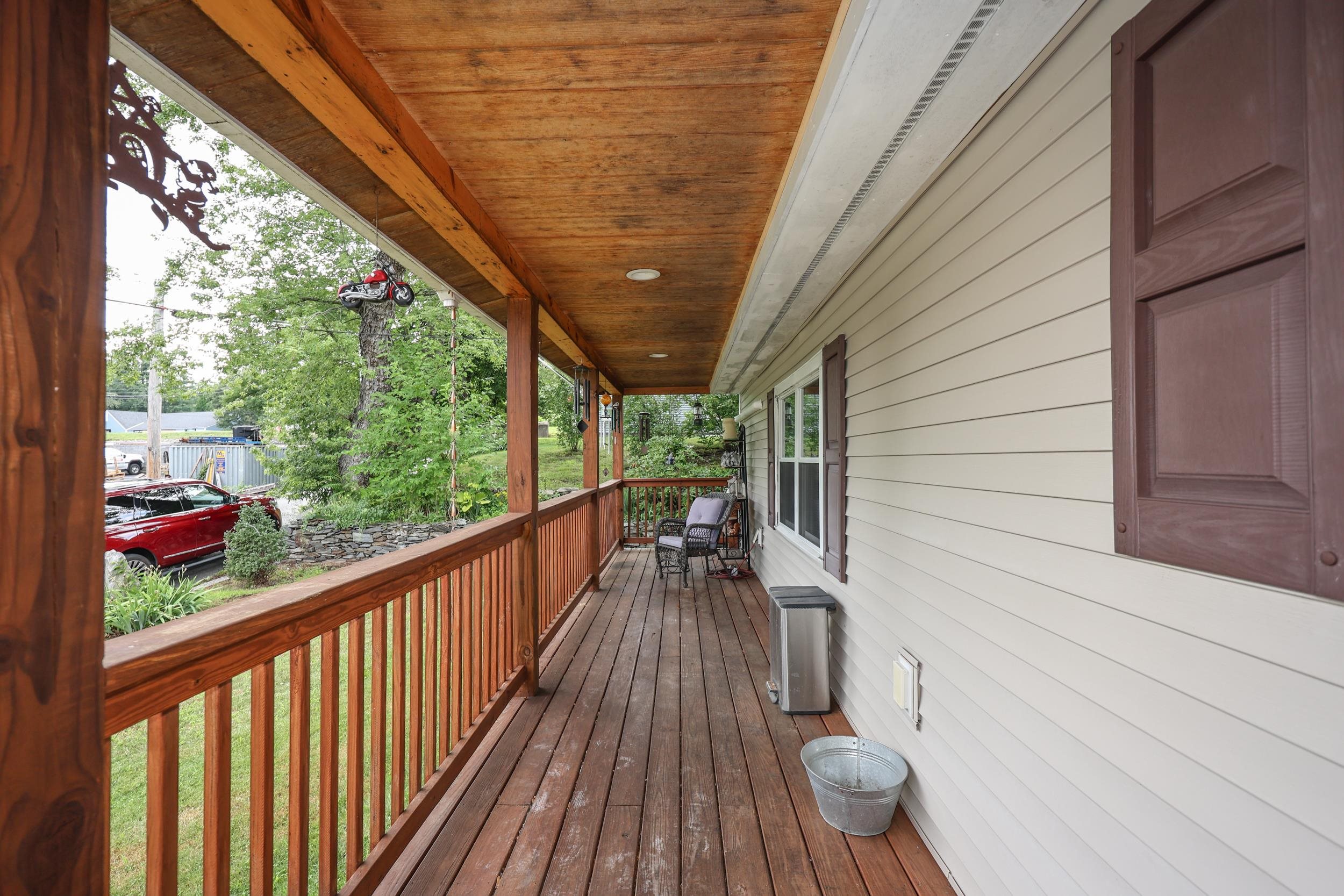 4 Caron Street