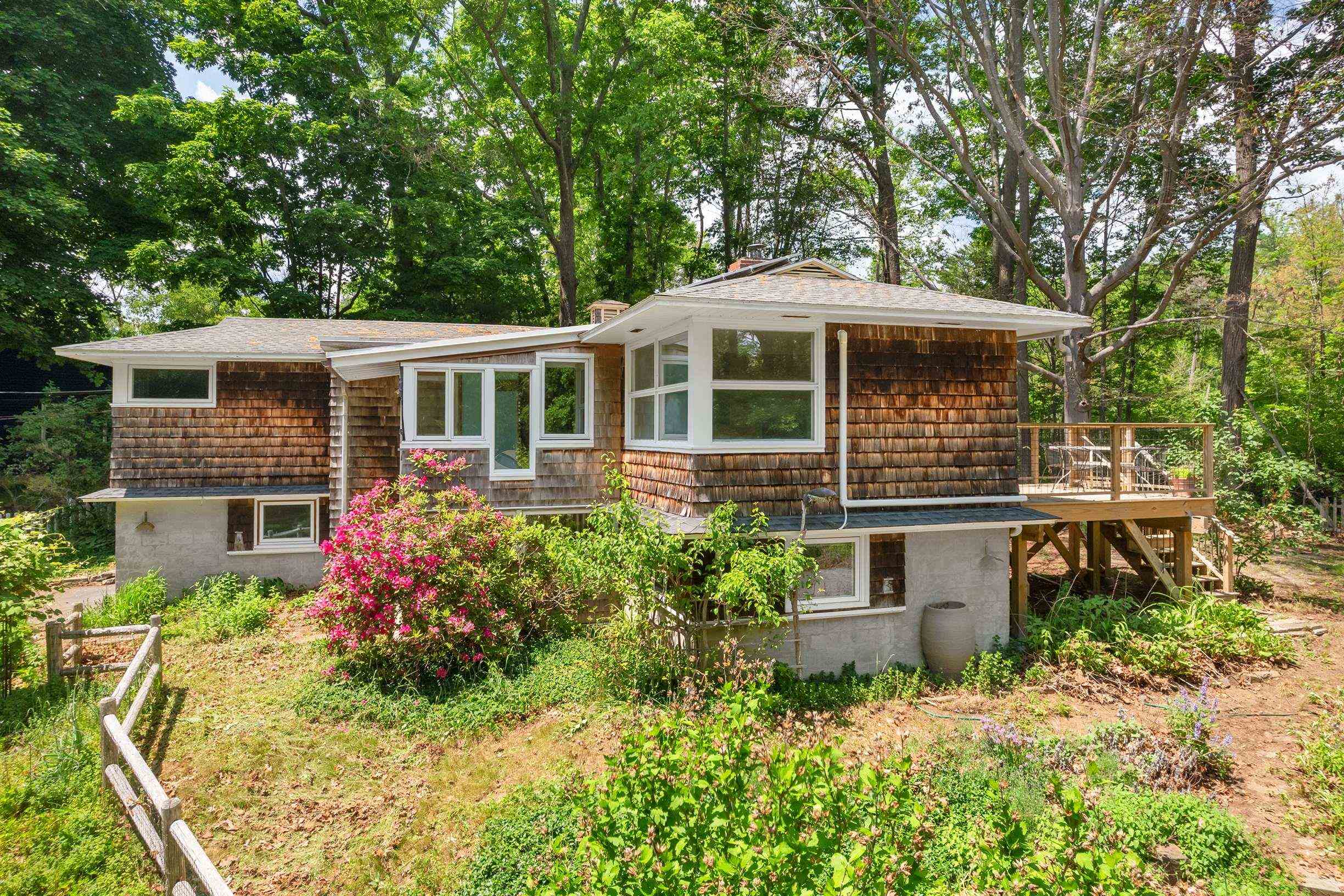 9 Busdick Drive