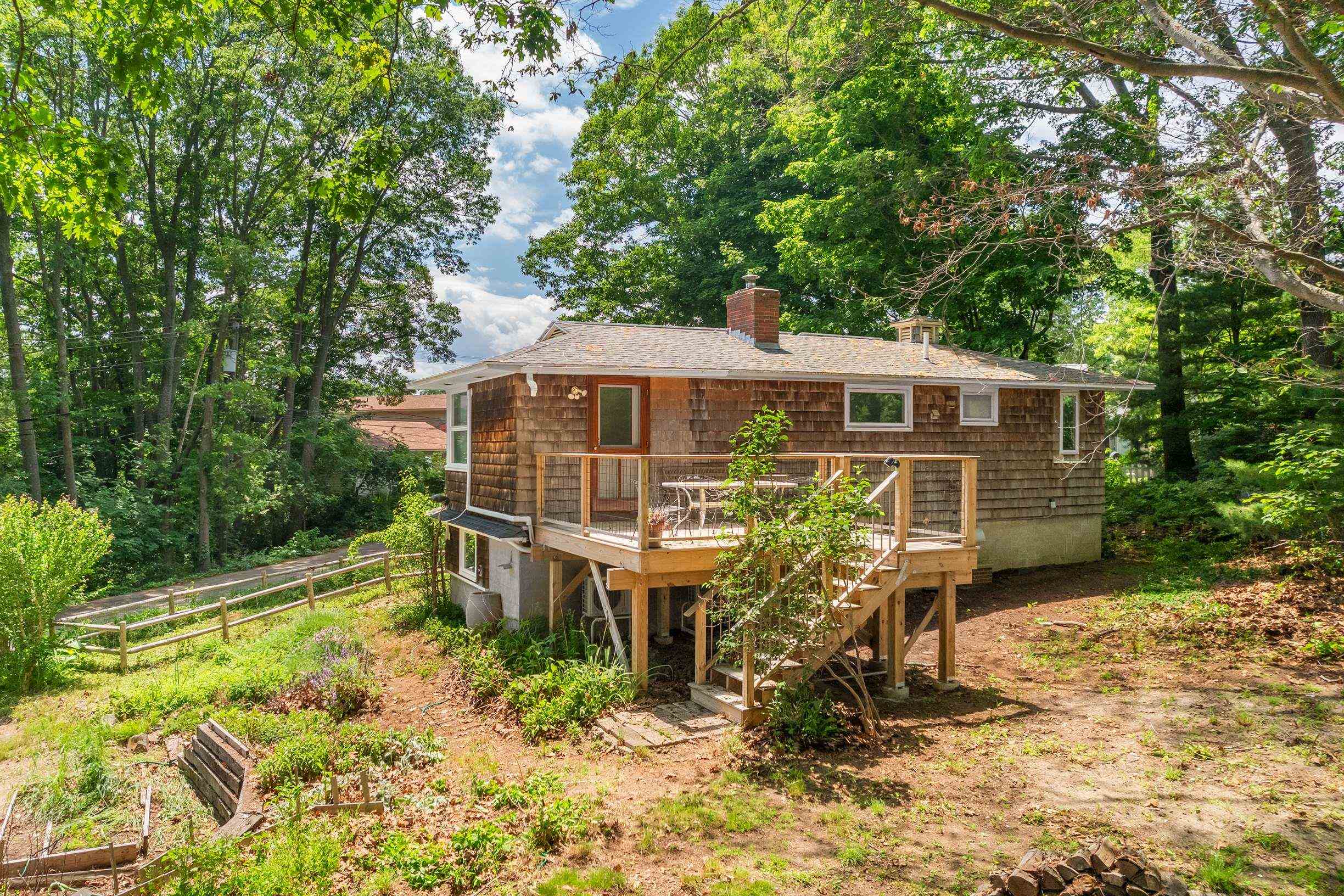 9 Busdick Drive