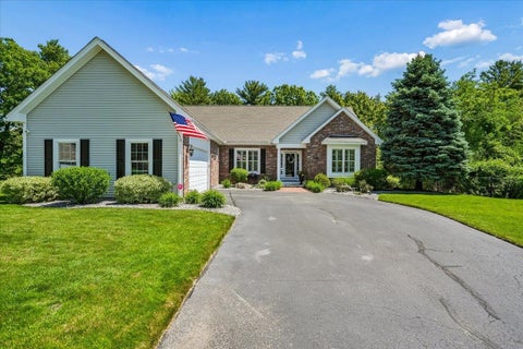 Photo of 315 Sylvan Lane, Manchester, NH 03102 (MLS # 5093106)