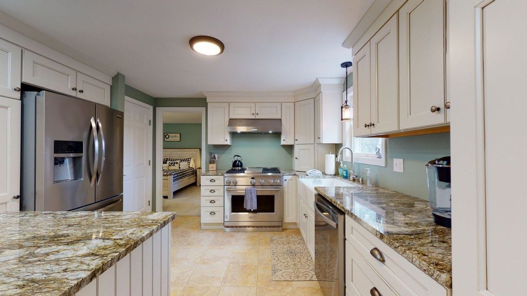 Photo of 64 Carol Ann Way, Conway, NH 03860 (MLS # 5091570)