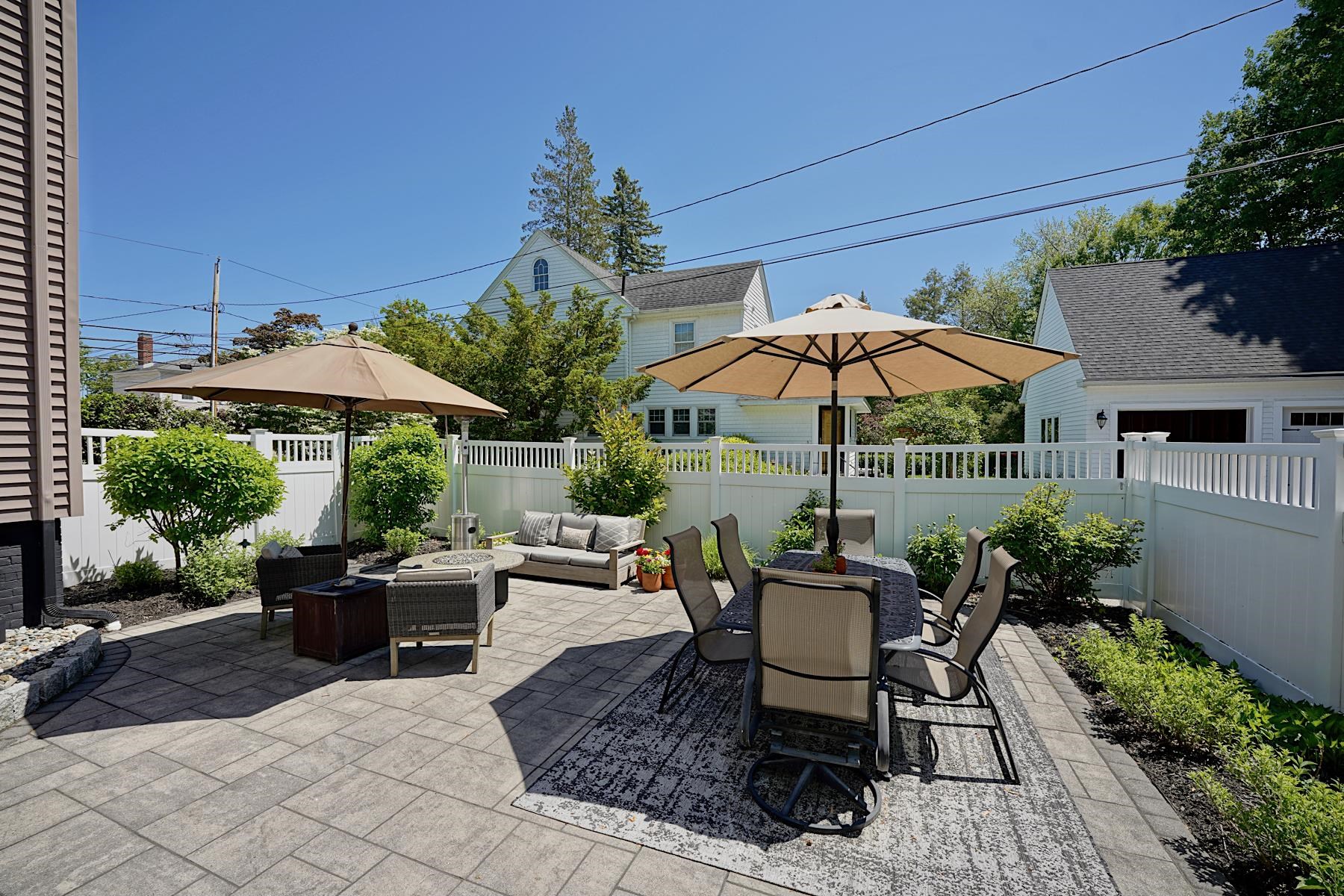 118 Richards Avenue