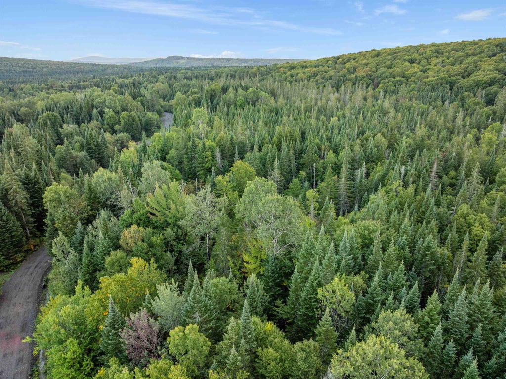 Photo of 11 Wood Yard Crossing, Pittsburg, NH 03576 (MLS # 5114257)