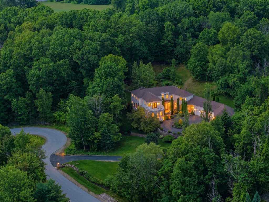 Photo of 15 Chardonnay Terrace, Bedford, NH 03110 (MLS # 5093474)