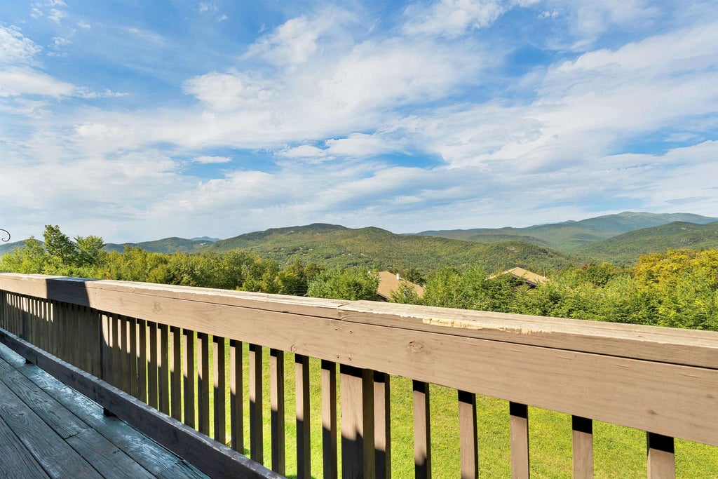 Photo of 4 Mountainview Road #4L, Bartlett, NH 03812 (MLS # 5111712)