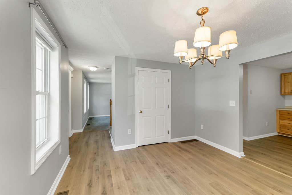 Photo of 22 Hartwell Brook Drive, Nashua, NH 03060 (MLS # 5105413)