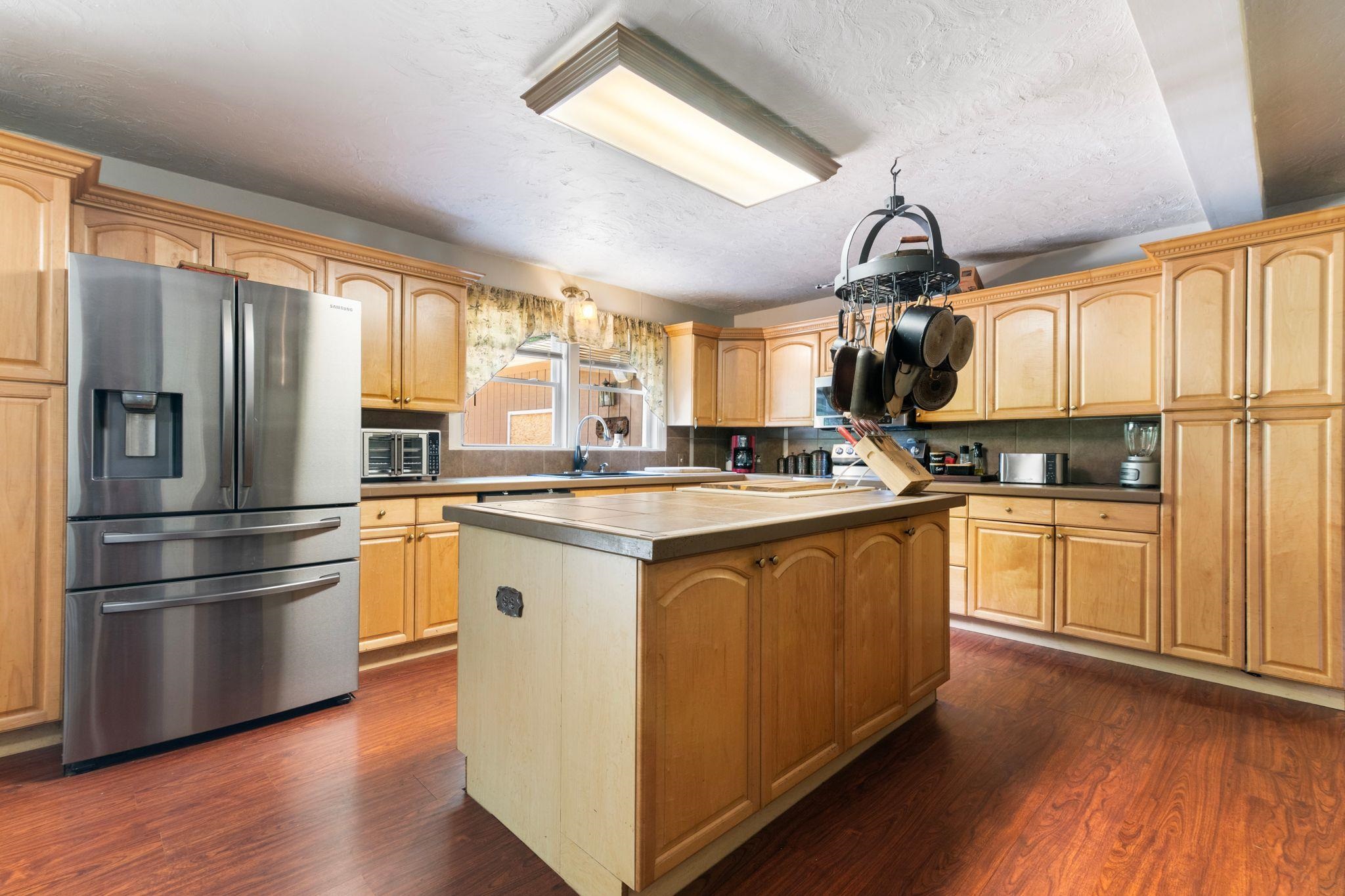 13 Brookside Lane