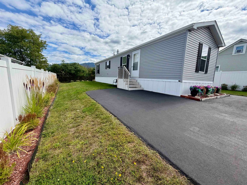 Photo of 21 Union Street, Gorham, NH 03581 (MLS # 5107998)