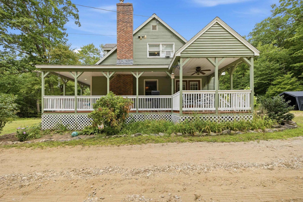 Photo of 7 True Road, Pittsfield, NH 03263 (MLS # 5107431)
