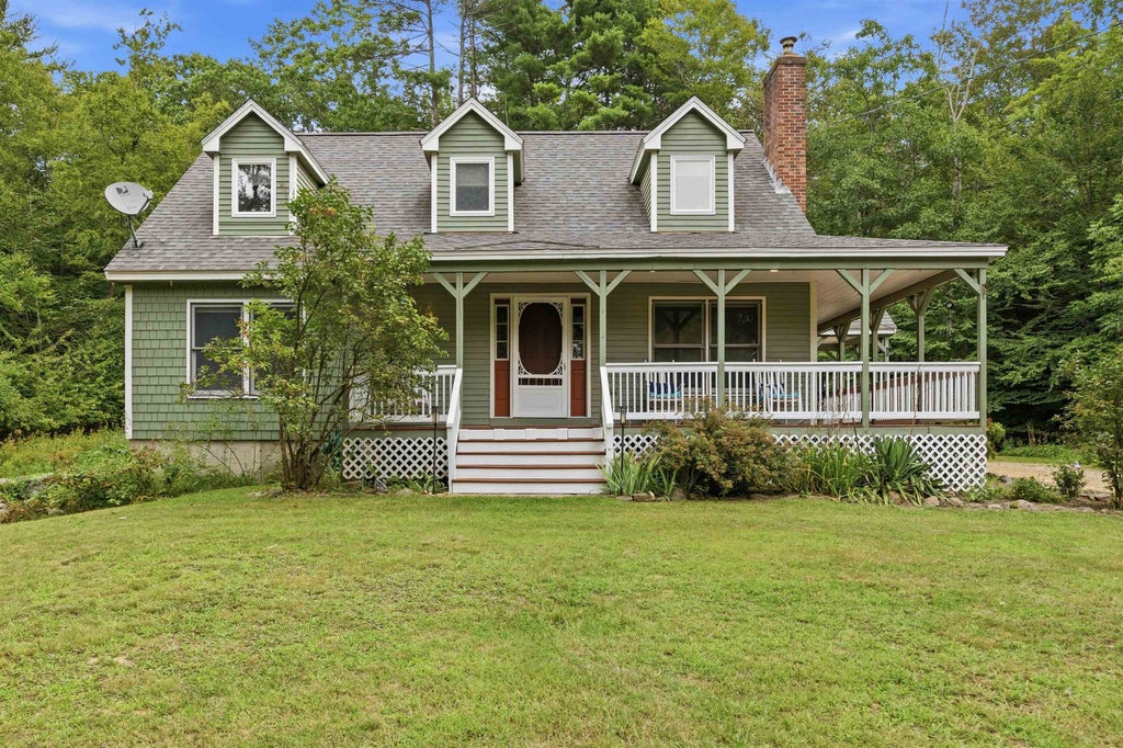 Photo of 7 True Road, Pittsfield, NH 03263 (MLS # 5107431)