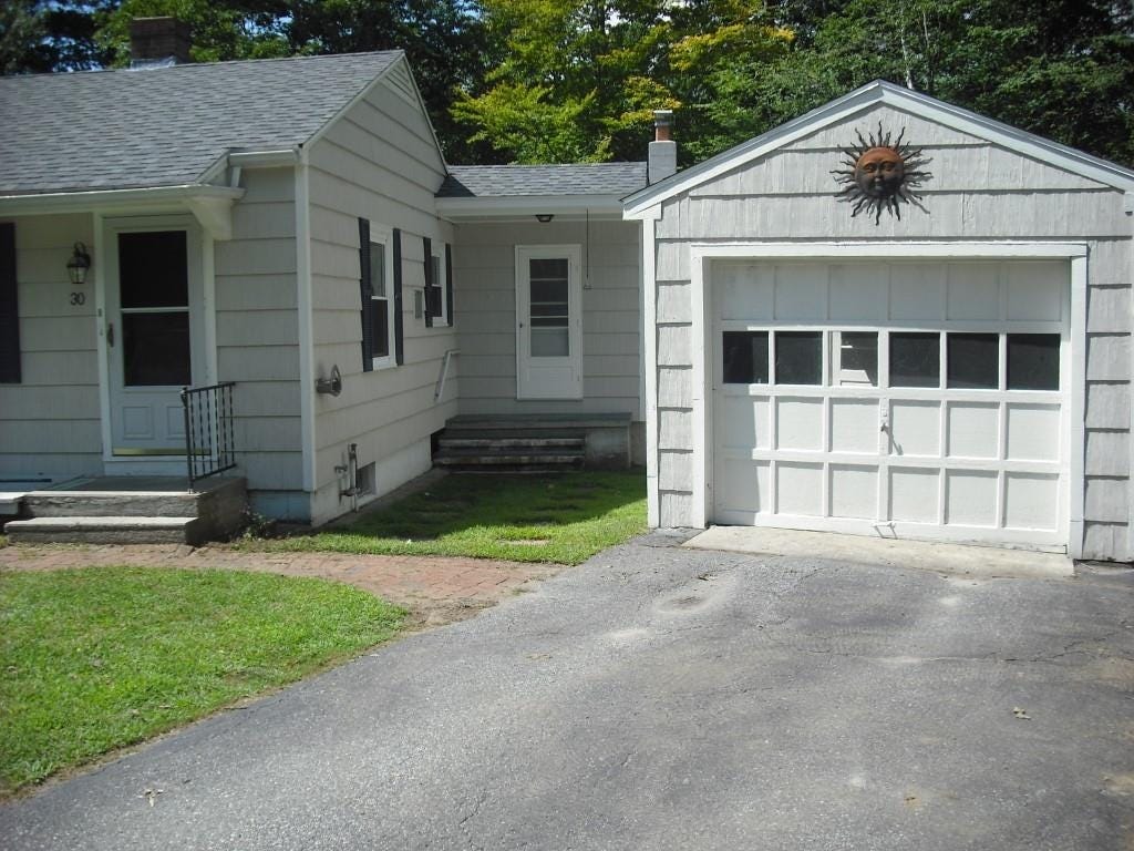 Photo of 30 Fox Circle, Keene, NH 03431 (MLS # 5106606)