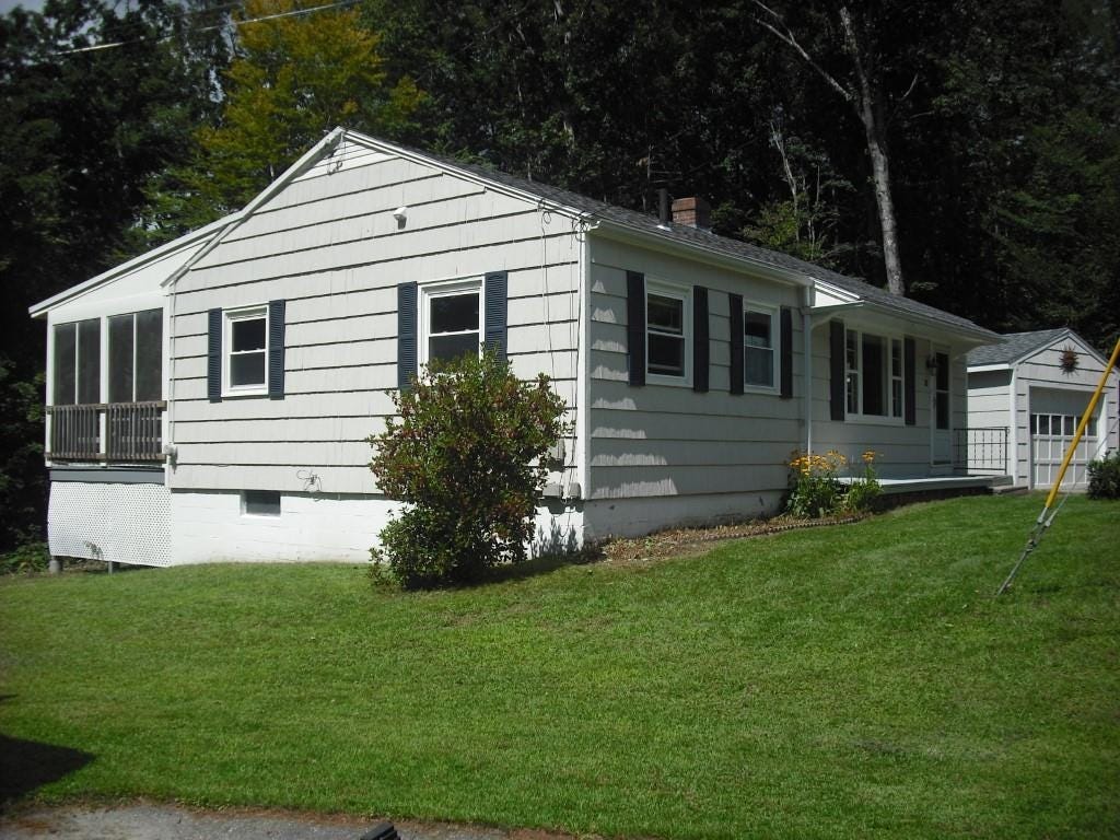 Photo of 30 Fox Circle, Keene, NH 03431 (MLS # 5106606)