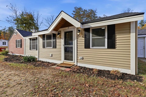 Photo of 19 Perkins Avenue, Farmington, NH 03835 (MLS # 5115319)
