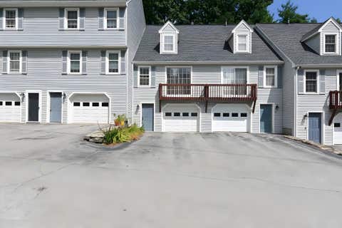 Photo of 8 Hawkstead Hollow, Nashua, NH 03063 (MLS # 5103917)