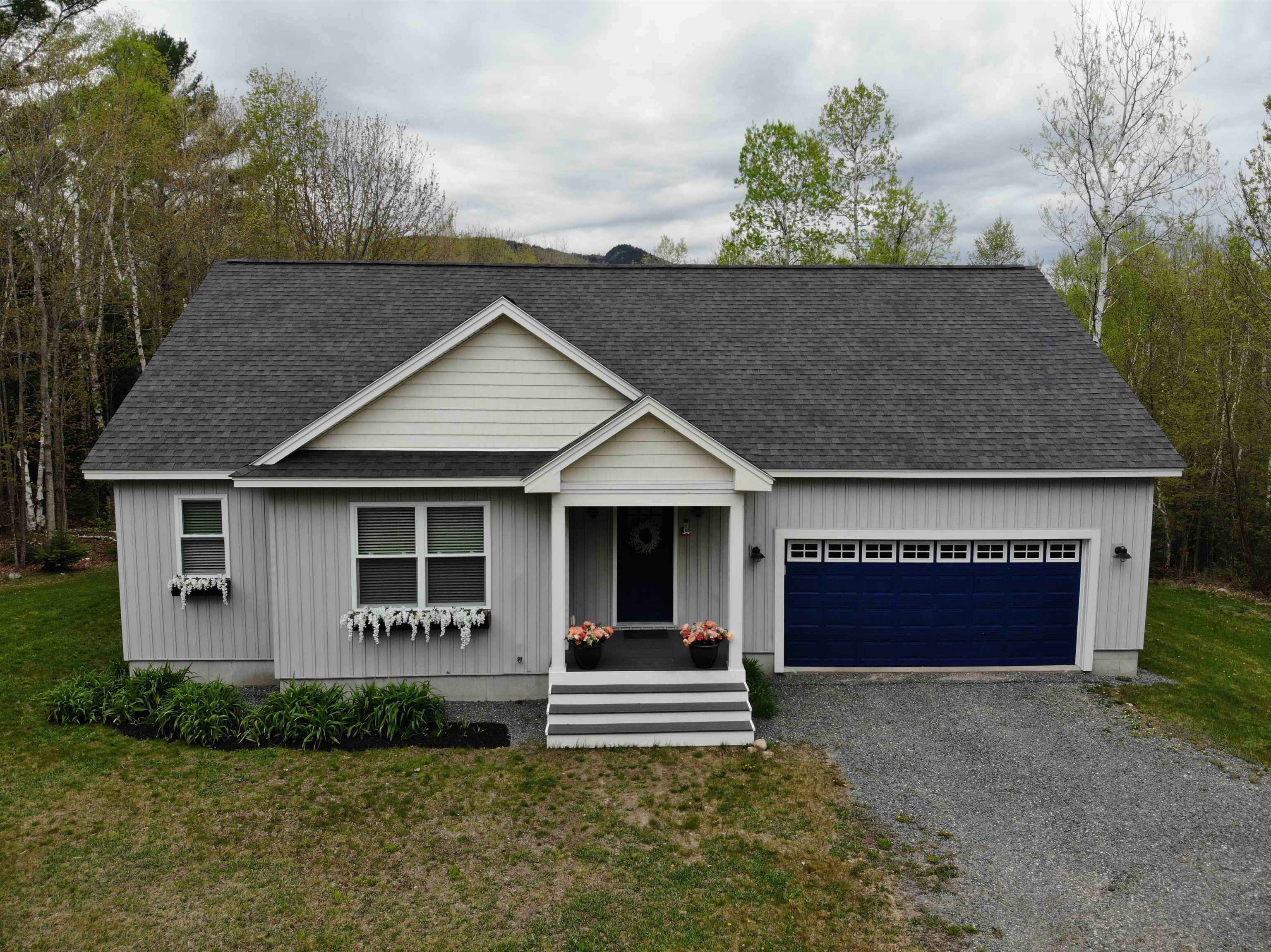 8 Mount Carter Drive
