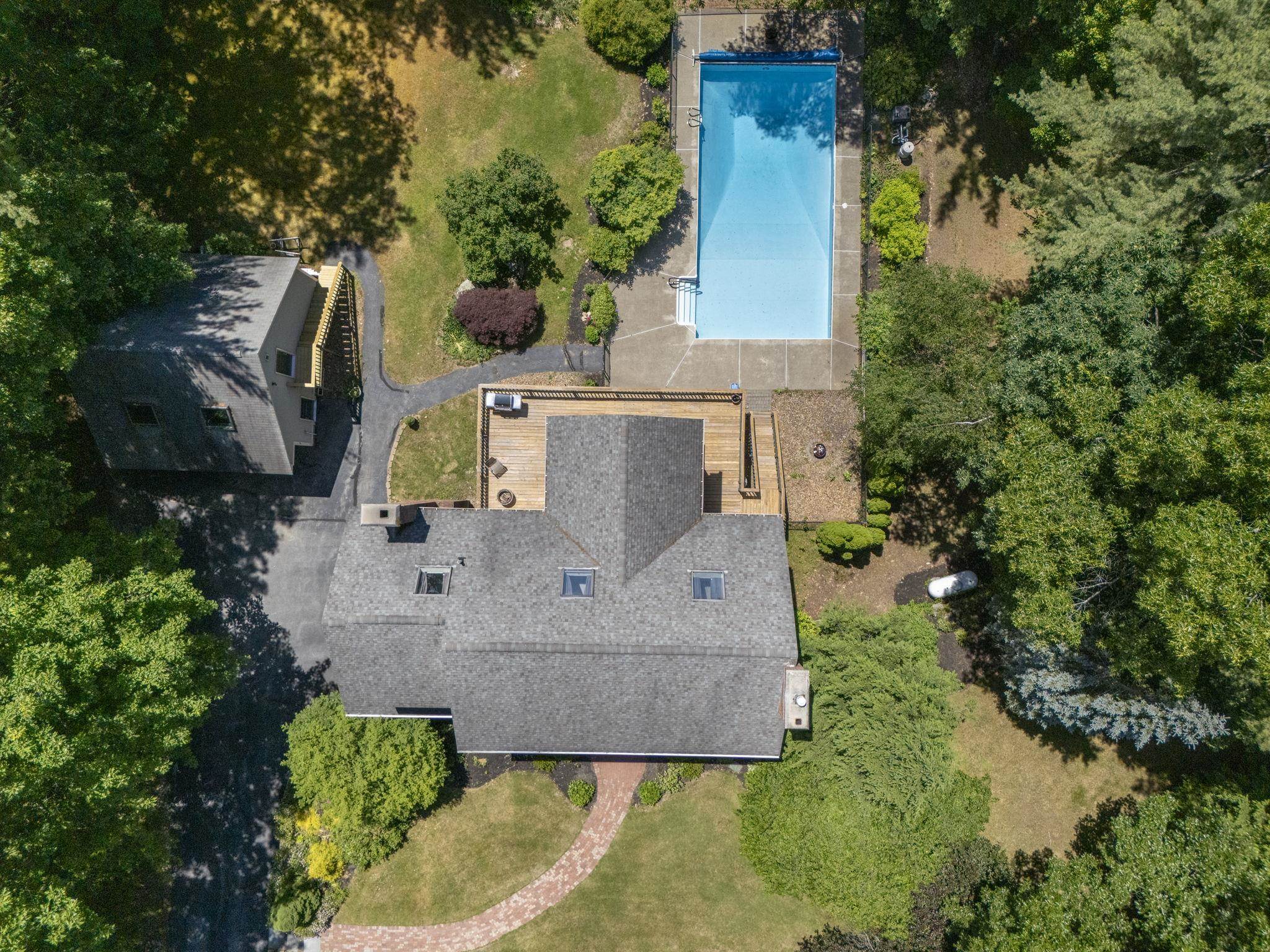 11 Wood Hill Drive